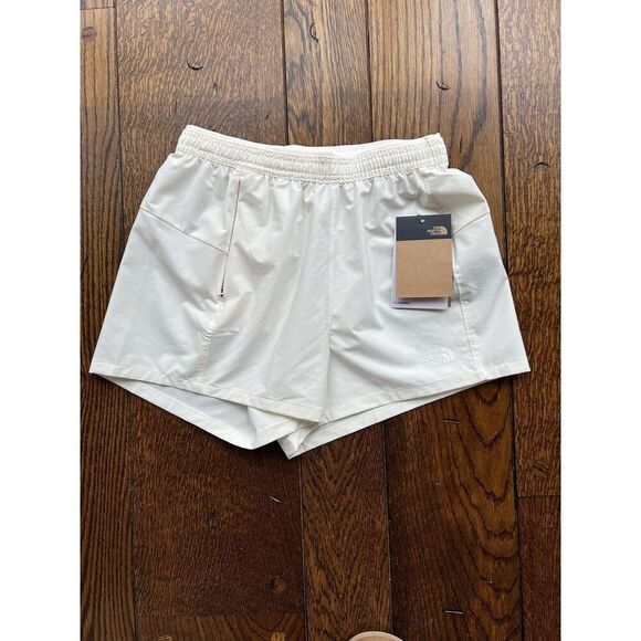 The North Face Women’s Wander Shorts 2.0 White Dune NWT Size Small - Picture 1 of 4